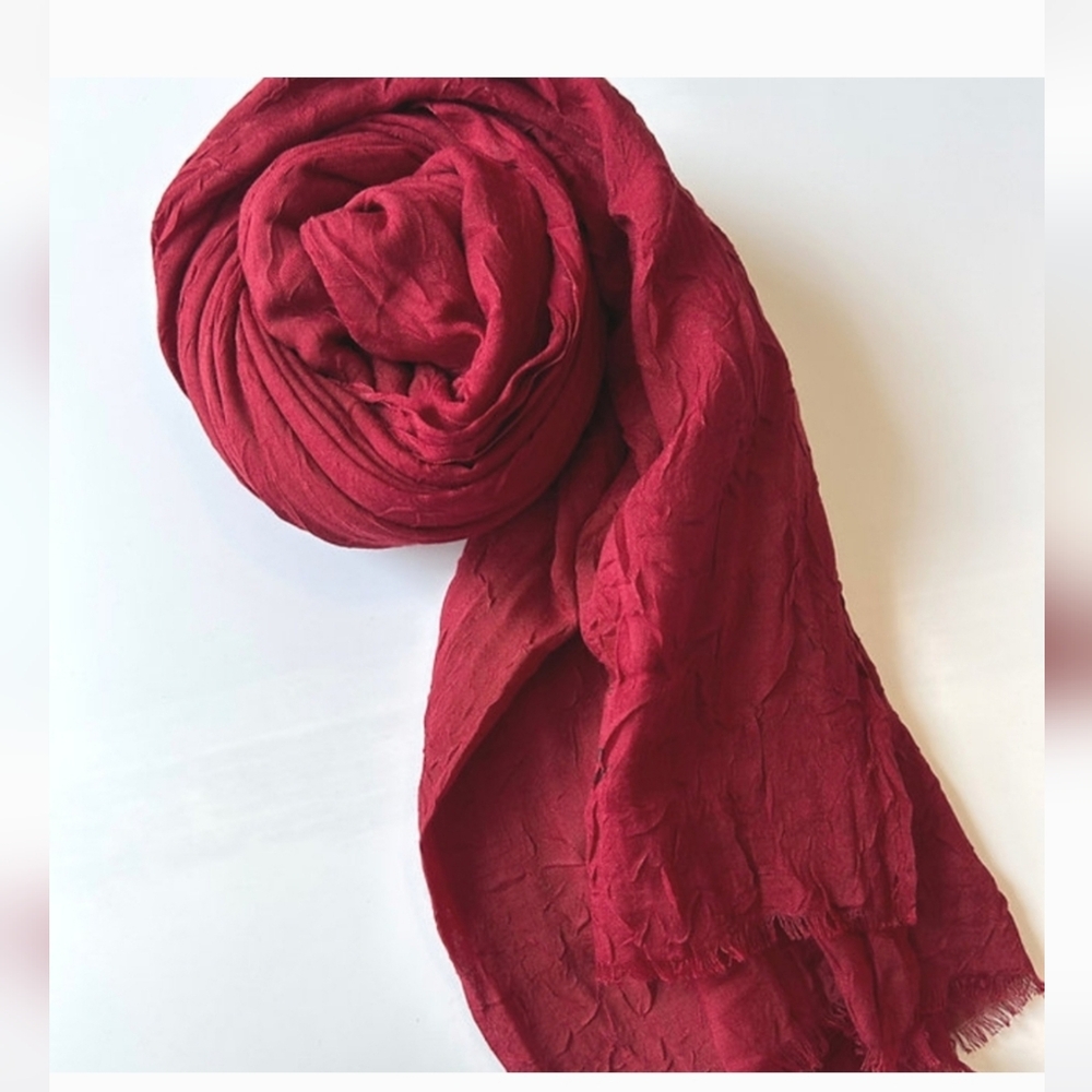 Elegant Cherry Red Rectangle Crinkle Bamboo Cotton Scarf